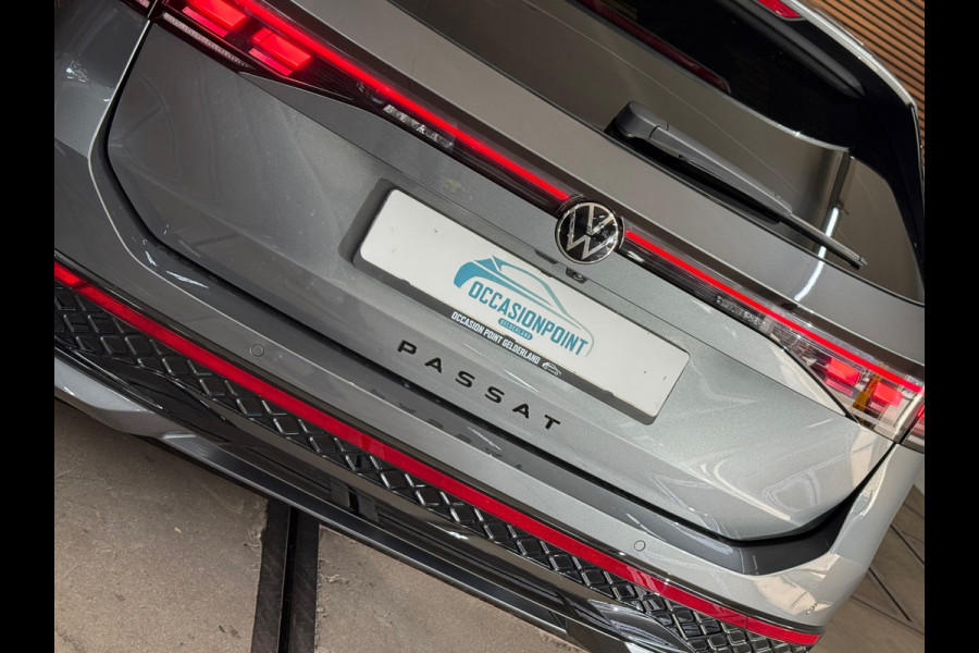 Volkswagen Passat Variant 1.5 eHybrid R-Line Black Edition |Garantie tot 2031 |272PK|Pano|Matrix|H&K Sound|Leder |Massage|Trekhaak