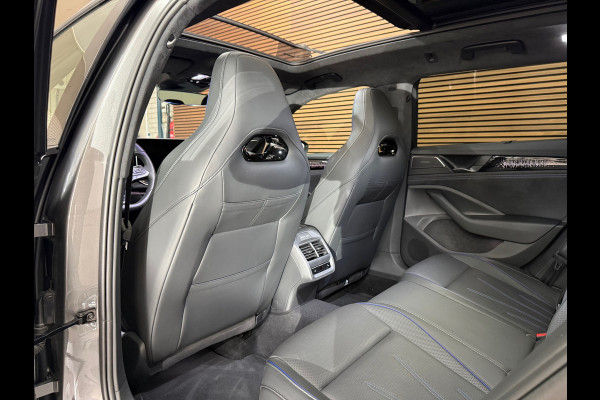 Volkswagen Passat Variant 1.5 eHybrid R-Line Black Edition |Garantie tot 2031 |272PK|Pano|Matrix|H&K Sound|Leder |Massage|Trekhaak