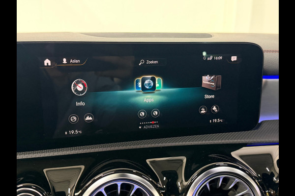 Mercedes-Benz CLA-Klasse 200 Business Solution AMG