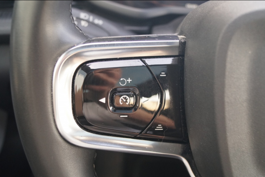 Polestar 2 Standard Range Single Motor 69kWh Plus Pack -SOH92%-PANO-