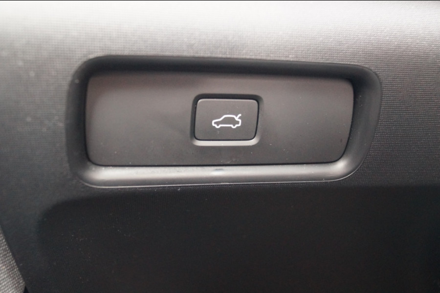 Polestar 2 Standard Range Single Motor 69kWh Plus Pack -SOH92%-PANO-