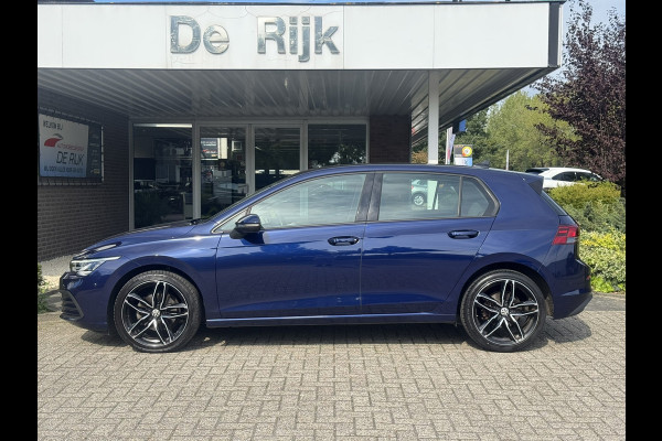 Volkswagen Golf 1.5 eTSI Style | Navi, Carplay/Android, PDC, ACC, Stoel+Stuurverw., Sfeerverl., 18'' LMV |