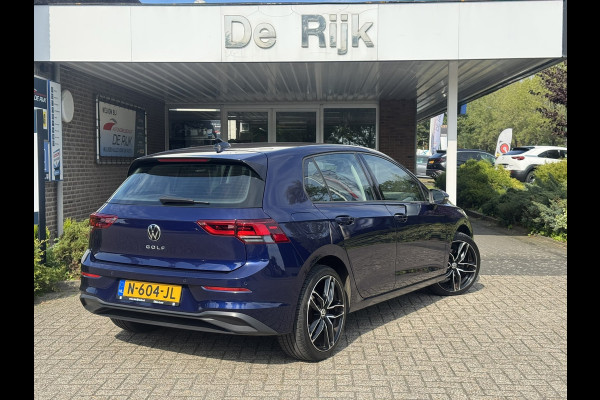 Volkswagen Golf 1.5 eTSI Style | Navi, Carplay/Android, PDC, ACC, Stoel+Stuurverw., Sfeerverl., 18'' LMV |