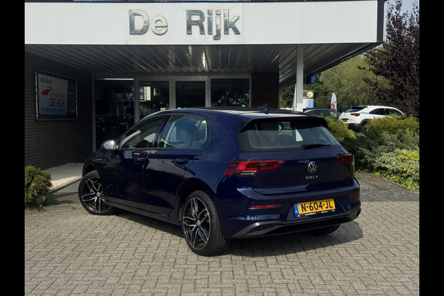 Volkswagen Golf 1.5 eTSI Style | Navi, Carplay/Android, PDC, ACC, Stoel+Stuurverw., Sfeerverl., 18'' LMV |