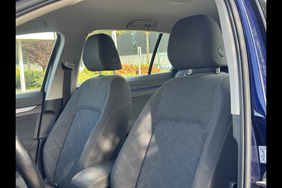 Volkswagen Golf 1.5 eTSI Style | Navi, Carplay/Android, PDC, ACC, Stoel+Stuurverw., Sfeerverl., 18'' LMV |
