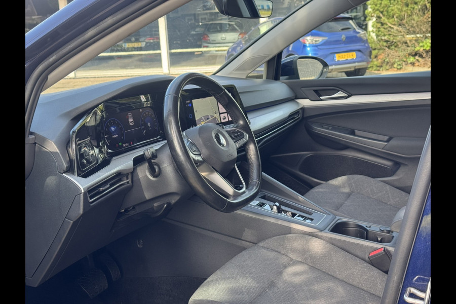 Volkswagen Golf 1.5 eTSI Style | Navi, Carplay/Android, PDC, ACC, Stoel+Stuurverw., Sfeerverl., 18'' LMV |