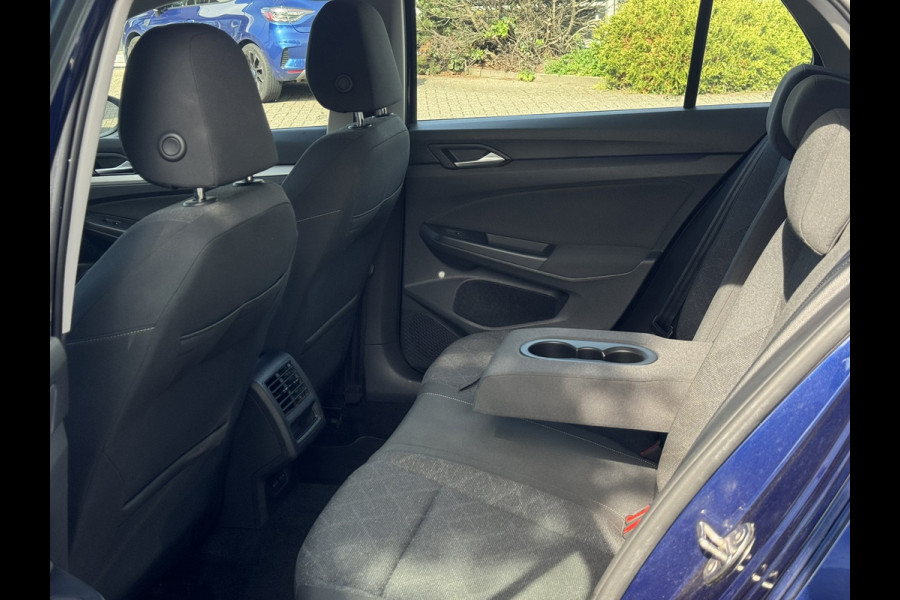 Volkswagen Golf 1.5 eTSI Style | Navi, Carplay/Android, PDC, ACC, Stoel+Stuurverw., Sfeerverl., 18'' LMV |
