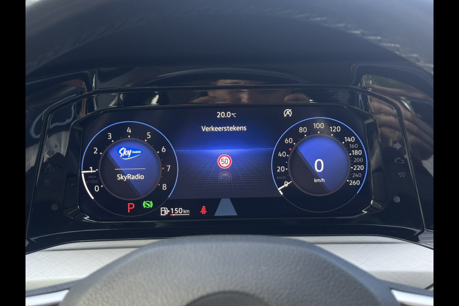 Volkswagen Golf 1.5 eTSI Style | Navi, Carplay/Android, PDC, ACC, Stoel+Stuurverw., Sfeerverl., 18'' LMV |