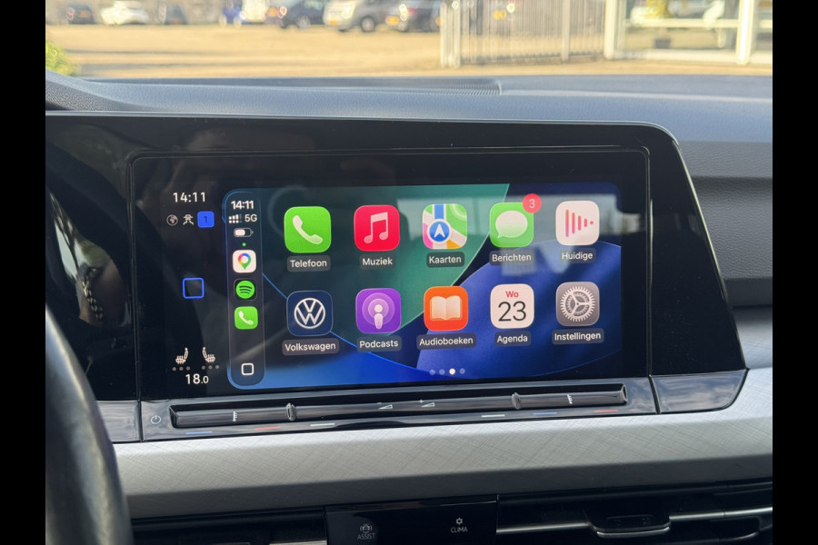 Volkswagen Golf 1.5 eTSI Style | Navi, Carplay/Android, PDC, ACC, Stoel+Stuurverw., Sfeerverl., 18'' LMV |