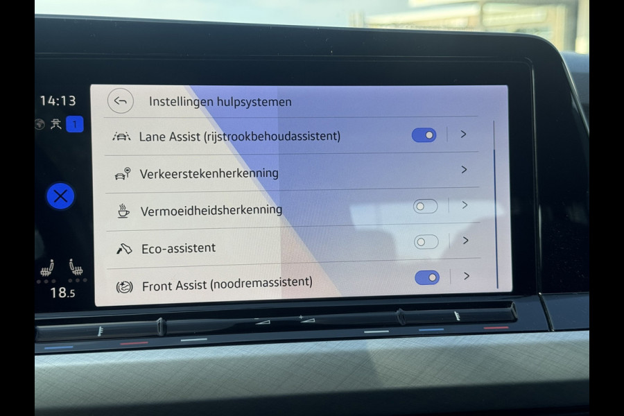 Volkswagen Golf 1.5 eTSI Style | Navi, Carplay/Android, PDC, ACC, Stoel+Stuurverw., Sfeerverl., 18'' LMV |