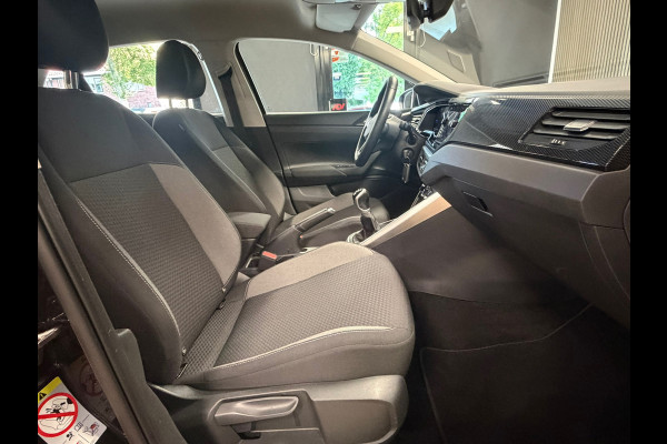 Volkswagen Polo 1.0 TSI Life Business NAVIGATIE APPLE CARPLAY DIGITAL DASH AIRCO CRUISE PDC USB