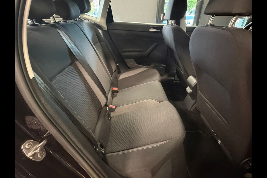 Volkswagen Polo 1.0 TSI Life Business NAVIGATIE APPLE CARPLAY DIGITAL DASH AIRCO CRUISE PDC USB