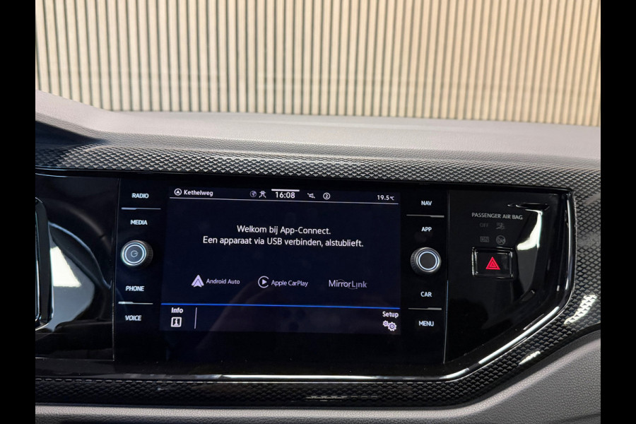 Volkswagen Polo 1.0 TSI Life Business NAVIGATIE APPLE CARPLAY DIGITAL DASH AIRCO CRUISE PDC USB