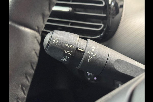 Citroën C4 Cactus 1.2 PT 110 Shine | Comfort seats | Parkeercamera | Nieuwe distributieriem | Prijs is rijklaar