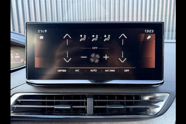 Peugeot 5008 1.2 PureTech GT Black Pack 7-Persoons | PANO | TREKHAAK| FOCAL | LEDER | VIRTUAL | CAMERA | ACC | 1E EIG | DEALER