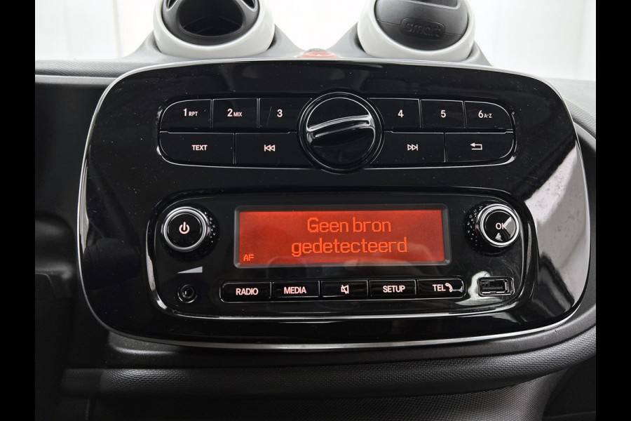 Smart Forfour 1.0 Business Solution 5drs. / Airco-ecc. / Cruise control / Radio multimedia / Apk 12-2026