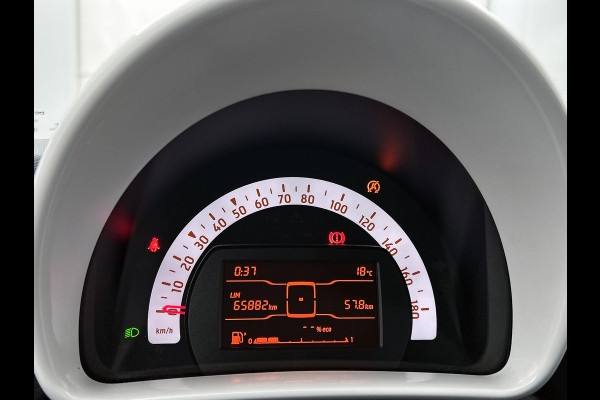 Smart Forfour 1.0 Business Solution 5drs. / Airco-ecc. / Cruise control / Radio multimedia / Apk 12-2026