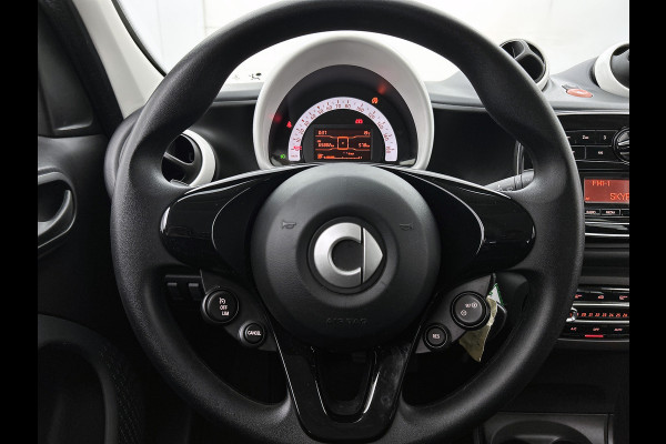 Smart Forfour 1.0 Business Solution 5drs. / Airco-ecc. / Cruise control / Radio multimedia / Apk 12-2026