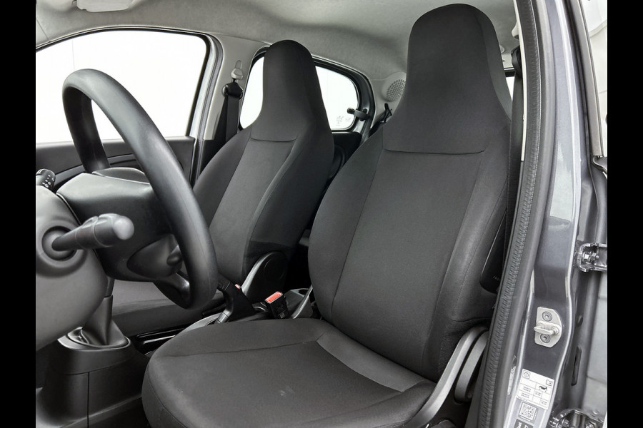 Smart Forfour 1.0 Business Solution 5drs. / Airco-ecc. / Cruise control / Radio multimedia / Apk 12-2026
