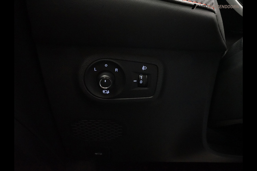 MG ZS EV Long Range Luxury Sport 70 kWh (APPLE CARPLAY,PANORAMADAK,DODEHOEK,STOELVERWARMING,KEYLESS,ELEKTRISCHE STOELEN,CLIMATE))