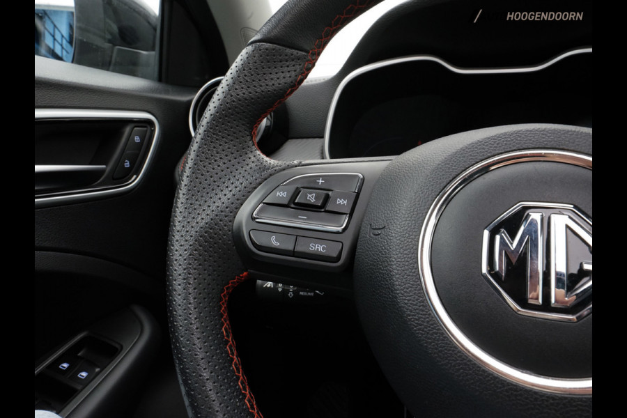 MG ZS EV Long Range Luxury Sport 70 kWh (APPLE CARPLAY,PANORAMADAK,DODEHOEK,STOELVERWARMING,KEYLESS,ELEKTRISCHE STOELEN,CLIMATE))