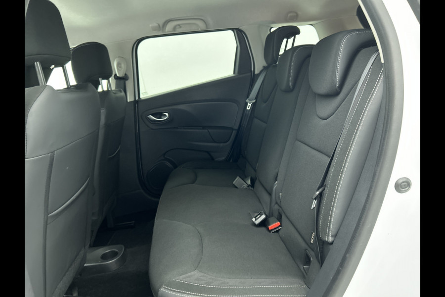 Renault Clio Estate 0.9 TCe Limited 90PK / Airco / Navigatie / Radio multimedia / Parkeer sensoren / Apk 06-2028