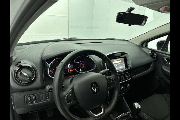 Renault Clio Estate 0.9 TCe Limited 90PK / Airco / Navigatie / Radio multimedia / Parkeer sensoren / Apk 06-2028