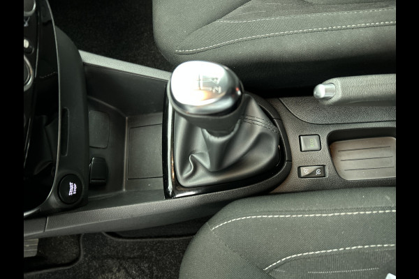 Renault Clio Estate 0.9 TCe Limited 90PK / Airco / Navigatie / Radio multimedia / Parkeer sensoren / Apk 06-2028