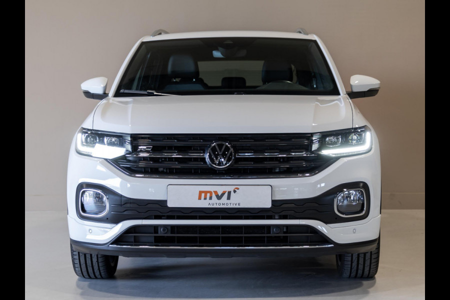 Volkswagen T-Cross 1.5 TSI 2x R-Line / 150pk / Trekhaak / Stoelverwarming / Virtual cockpit /