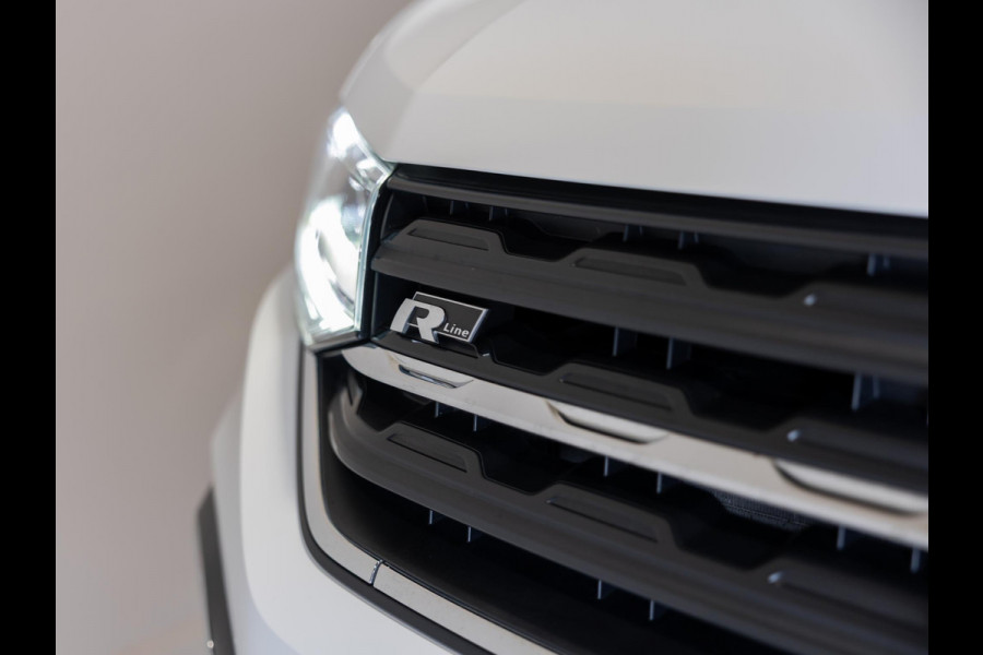 Volkswagen T-Cross 1.5 TSI 2x R-Line / 150pk / Trekhaak / Stoelverwarming / Virtual cockpit /