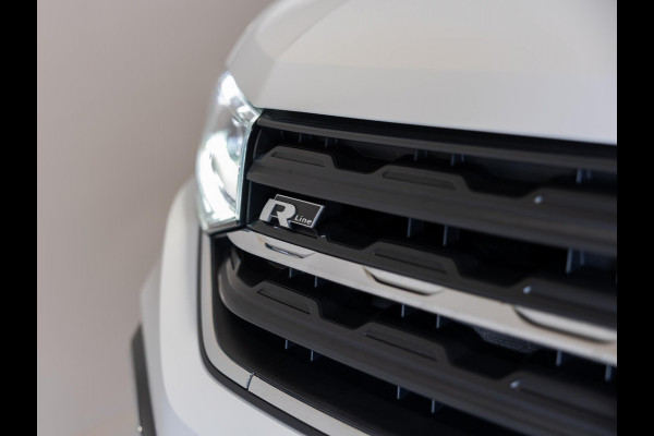 Volkswagen T-Cross 1.5 TSI 2x R-Line / 150pk / Trekhaak / Stoelverwarming / Virtual cockpit /