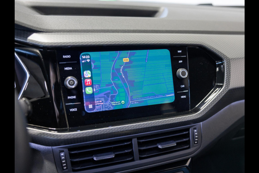 Volkswagen T-Cross 1.5 TSI 2x R-Line / 150pk / Trekhaak / Stoelverwarming / Virtual cockpit /