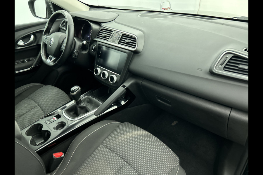 Renault Kadjar 1.3 TCe 141PK / Trekhaak / Airco / Cruise-ctr. / Navigatie / Lmv 17" / Pdc v+a / Apk 10-2026