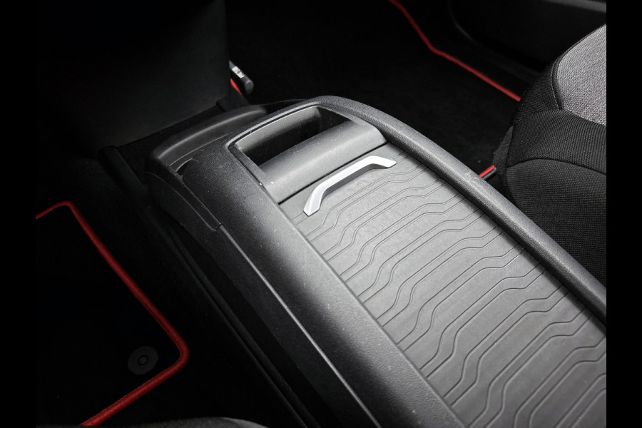 Citroën Grand C4 SpaceTourer 7Pers. 1.2 131PK Automaat Business (Distributie bij155Dkm vv. )  Navigatie / Cruise ctr. / Trekhaak / Airco-climate / Apple Carplay / Apk nieuw