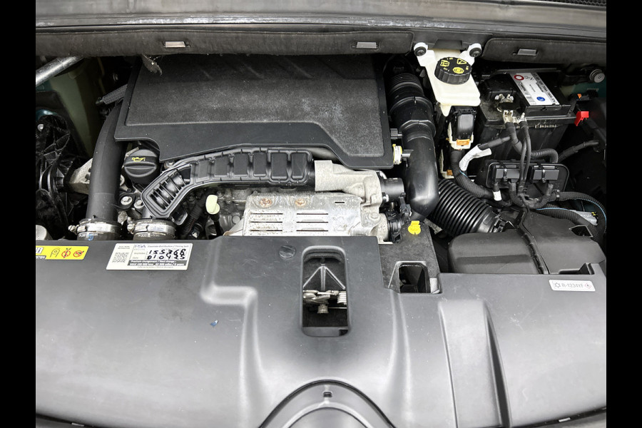 Citroën Grand C4 SpaceTourer 7Pers. 1.2 131PK Automaat Business (Distributie bij155Dkm vv. )  Navigatie / Cruise ctr. / Trekhaak / Airco-climate / Apple Carplay / Apk nieuw