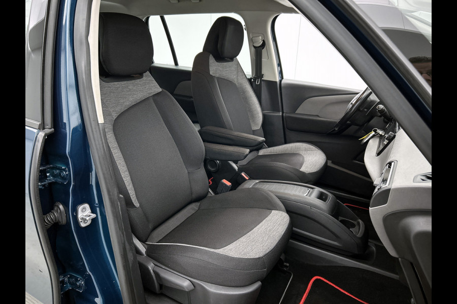 Citroën Grand C4 SpaceTourer 7Pers. 1.2 131PK Automaat Business (Distributie bij155Dkm vv. )  Navigatie / Cruise ctr. / Trekhaak / Airco-climate / Apple Carplay / Apk nieuw