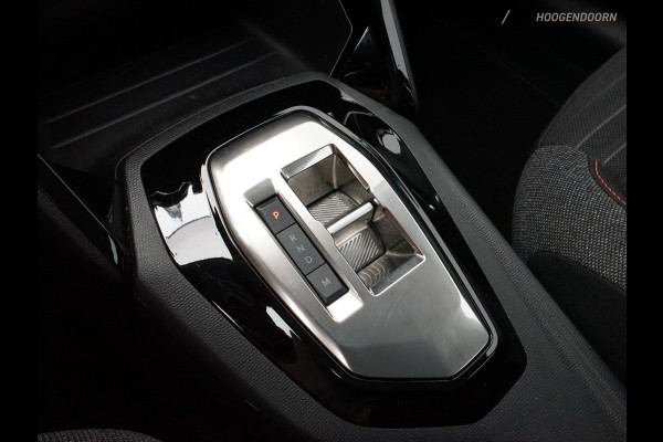 Peugeot 208 1.2 PureTech Active Pack (APPLE CARPLAY,PARKEERSENSOREN,CRUISE CONTROL,NAVIGATIE,LED,SPORTSTOELEN,TOPCONDITIE)