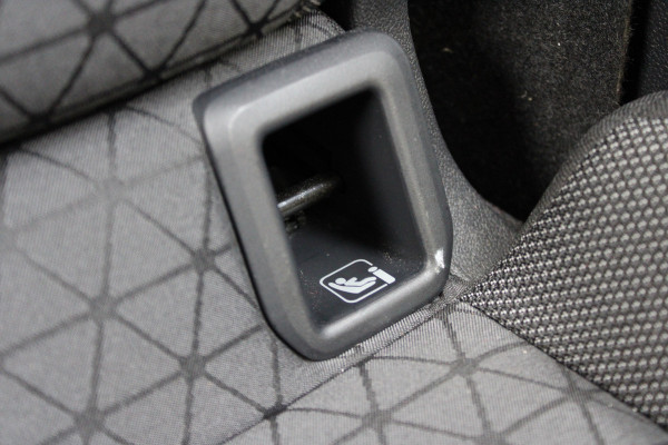 Volkswagen T-Cross 1.0 TSI Life | Adaptieve cruise | BLIS | Trekhaak | Stoelverwarming | Carplay