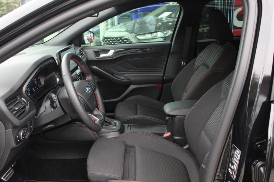 Ford FOCUS Wagon 1.0 EcoBoost Hybrid ST Line X 155pk Automaat | Driver Assistance Pack | Trekhaak afneembaar | AGR stoel | 18 inch Lichtmetaal | Winterpack | Bang&Olufsen | Elektrische achterklep