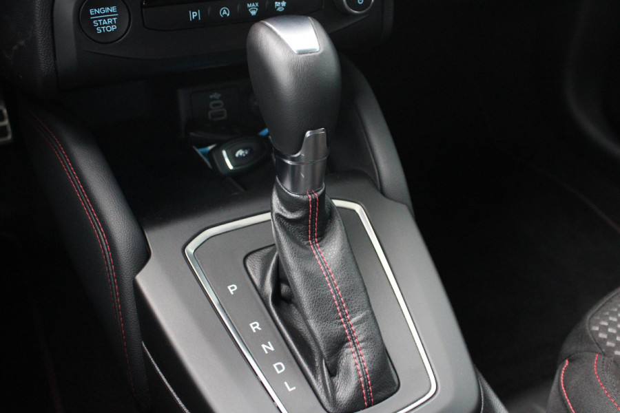 Ford FOCUS Wagon 1.0 EcoBoost Hybrid ST Line X 155pk Automaat | Driver Assistance Pack | Trekhaak afneembaar | AGR stoel | 18 inch Lichtmetaal | Winterpack | Bang&Olufsen | Elektrische achterklep