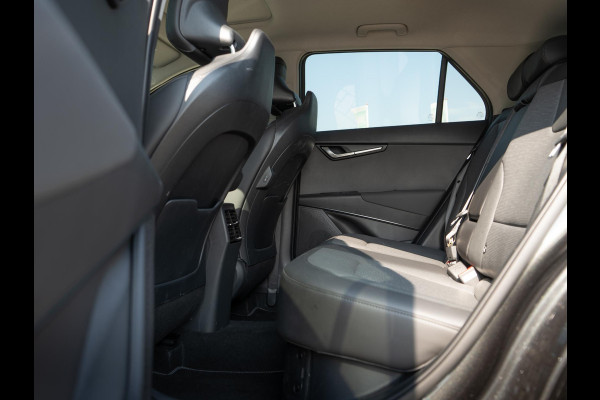 Kia Niro 1.6 GDi Hybrid ExecutiveLine Trekhaak | Stoel ventilatie | Schuifkanteldak | Harman en kardon | HUD | Stoelen en achterklep elektrisch