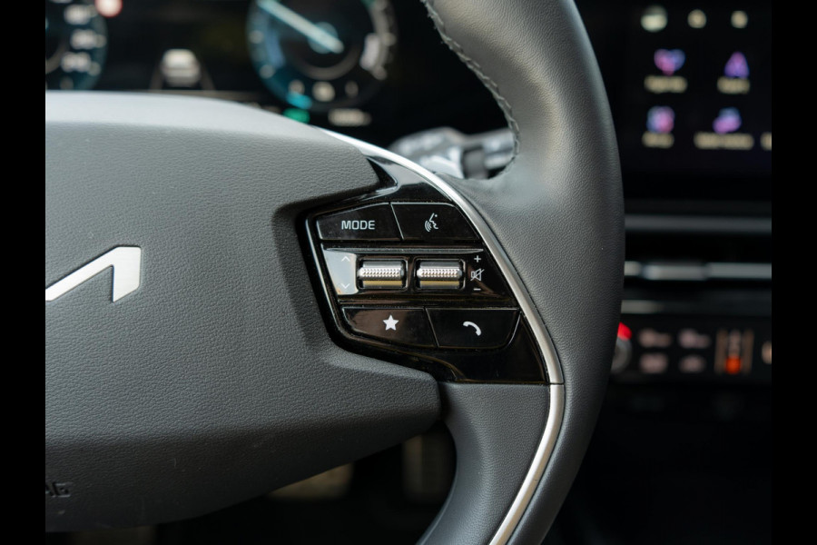 Kia Niro 1.6 GDi Hybrid ExecutiveLine Trekhaak | Stoel ventilatie | Schuifkanteldak | Harman en kardon | HUD | Stoelen en achterklep elektrisch