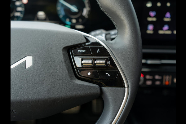Kia Niro 1.6 GDi Hybrid ExecutiveLine Trekhaak | Stoel ventilatie | Schuifkanteldak | Harman en kardon | HUD | Stoelen en achterklep elektrisch