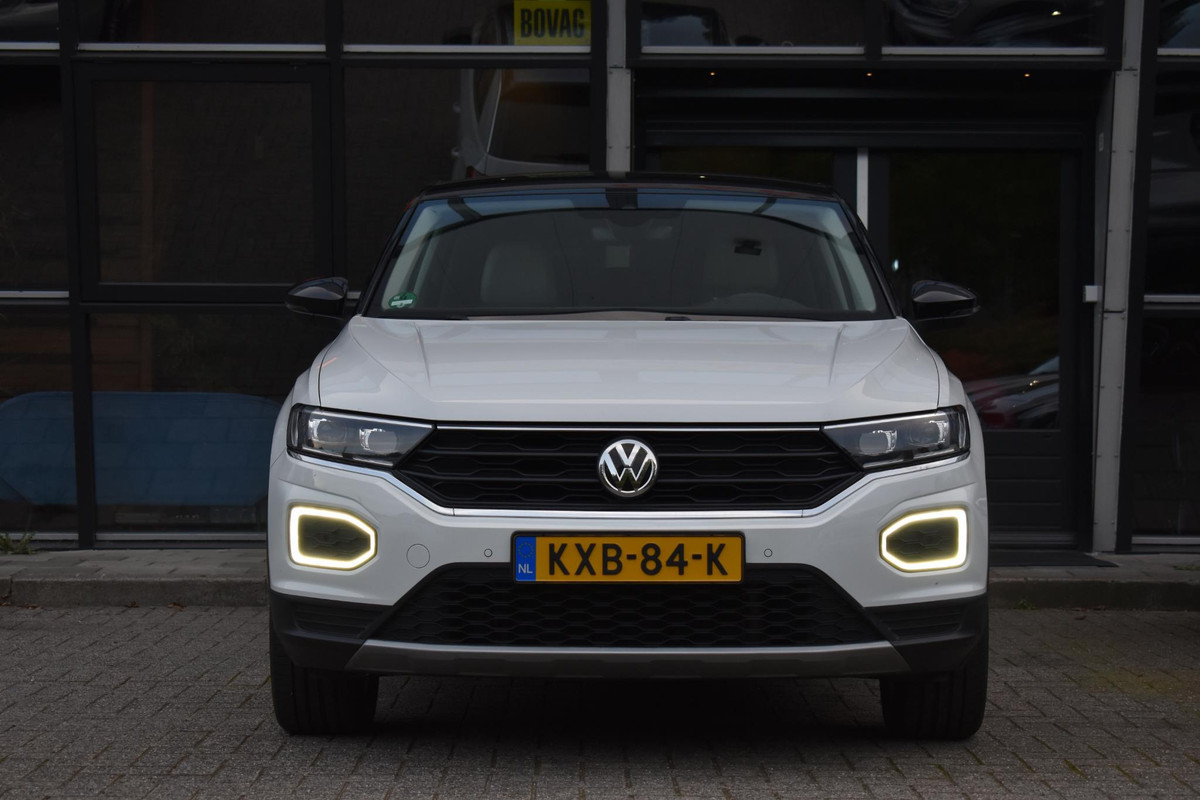 Volkswagen T-Roc 1.5 TSI Sport Lane Stoel.vw Xenon Led Sfeer DSG