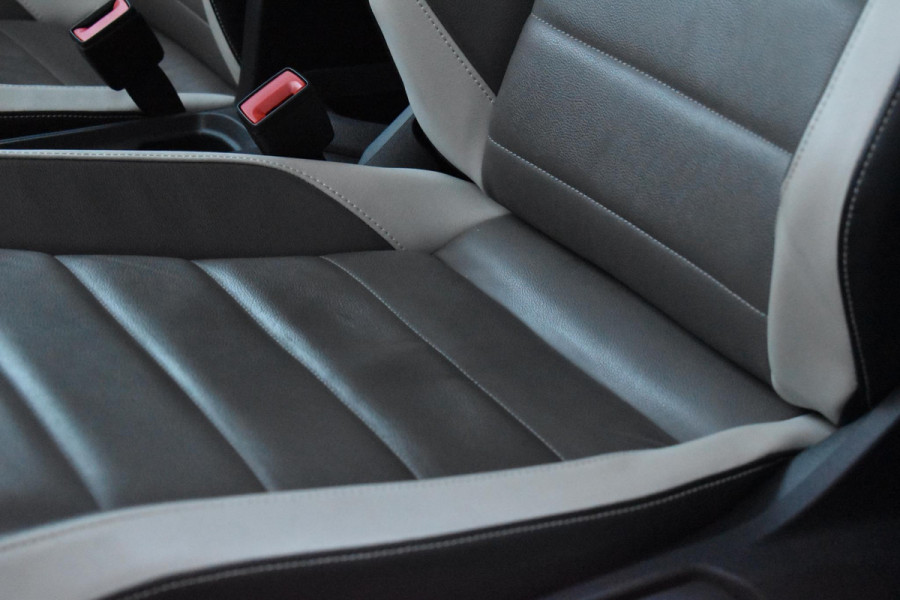 Volkswagen T-Roc 1.5 TSI Sport Lane Stoel.vw Xenon Led Sfeer DSG