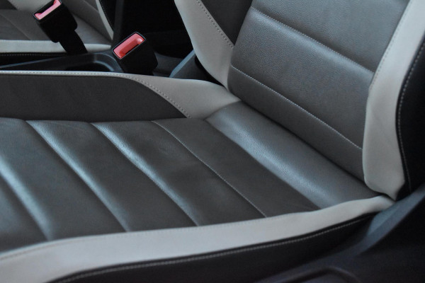 Volkswagen T-Roc 1.5 TSI Sport Lane Stoel.vw Xenon Led Sfeer DSG