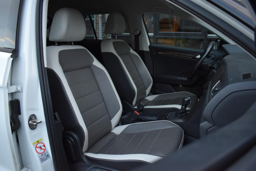 Volkswagen T-Roc 1.5 TSI Sport Lane Stoel.vw Xenon Led Sfeer DSG