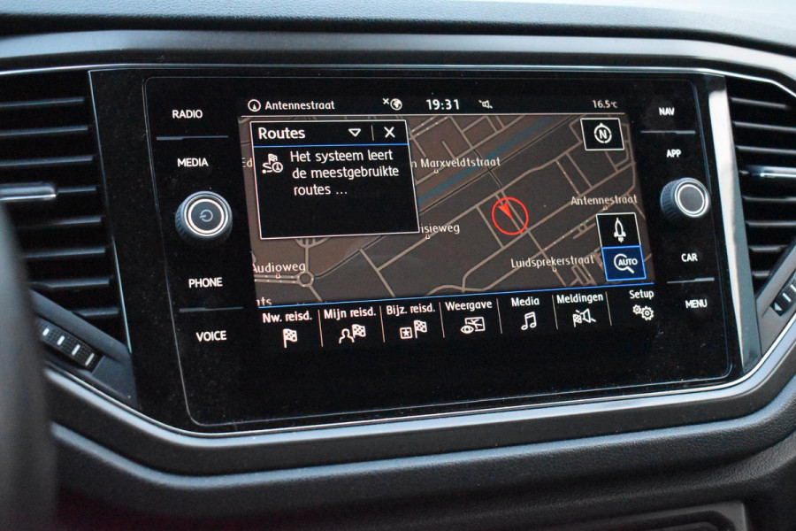 Volkswagen T-Roc 1.5 TSI Sport Lane Stoel.vw Xenon Led Sfeer DSG