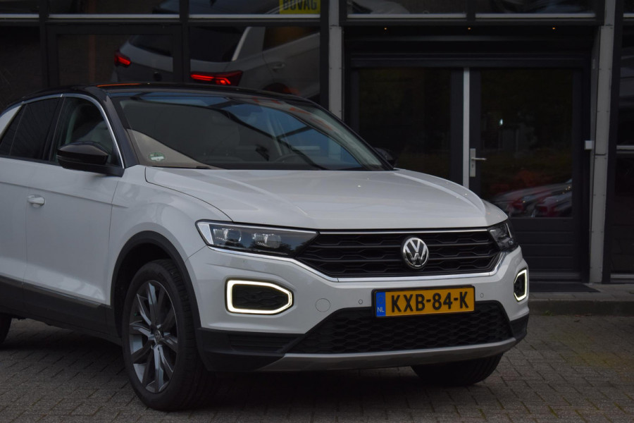Volkswagen T-Roc 1.5 TSI Sport Lane Stoel.vw Xenon Led Sfeer DSG