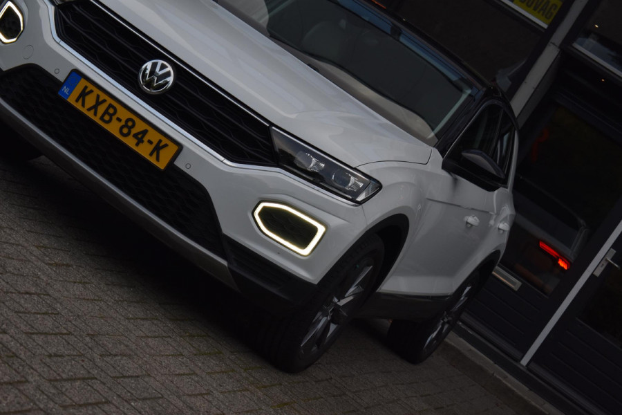 Volkswagen T-Roc 1.5 TSI Sport Lane Stoel.vw Xenon Led Sfeer DSG